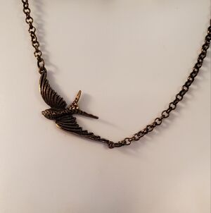 Vintage 70s Bronze Bird Black Swallow Chain Pendant Statement Necklace Art Deco